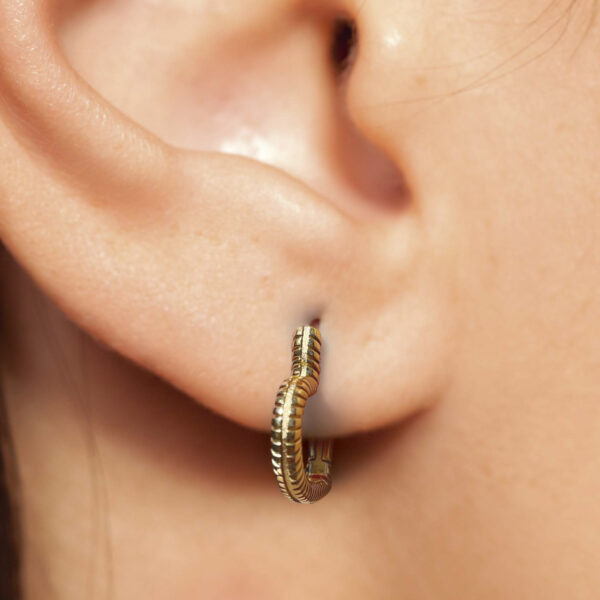 Alternative view of Queen Jezabel BJT399 18mm