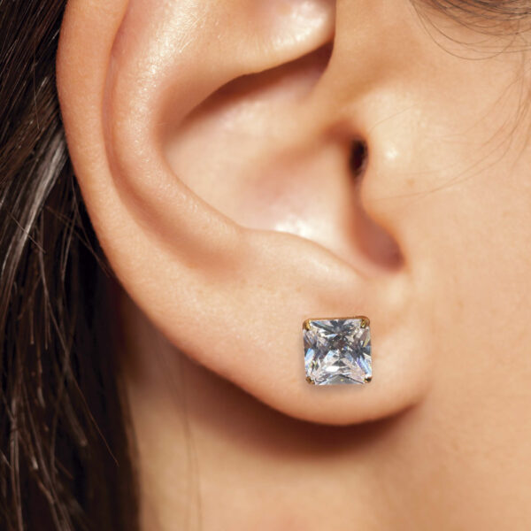 Alternative view of Queen Margaret BJT381 8mm